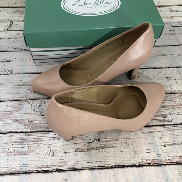 abella pumps